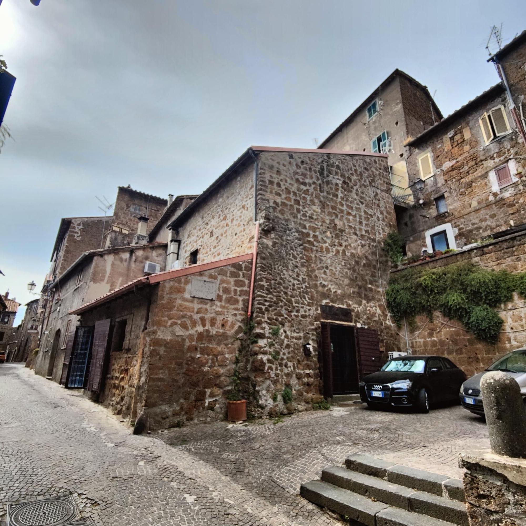Maestosa Roccaforte Dei Principi, 3 Piani Tutti Per Voi! Sutri Exteriér fotografie