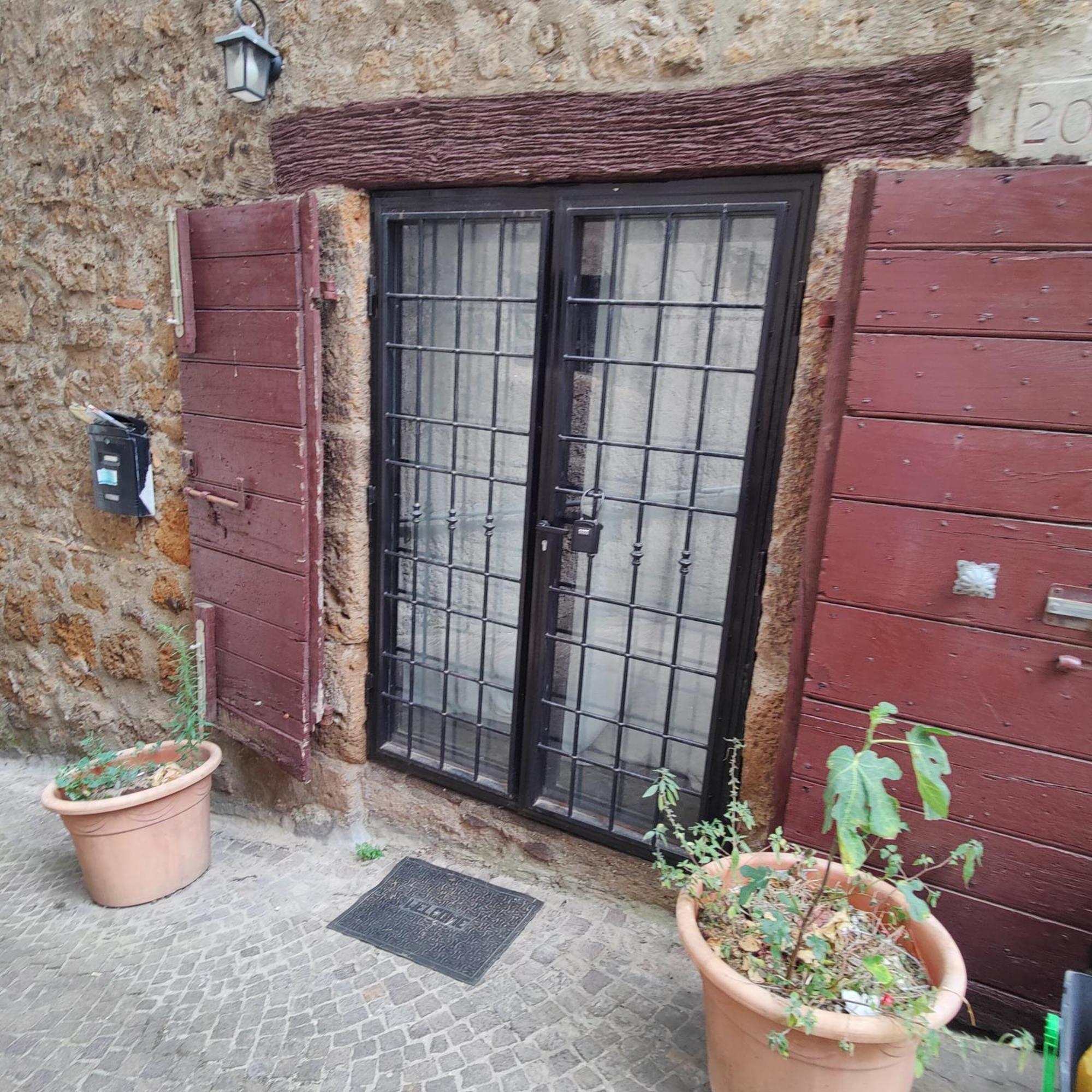 Maestosa Roccaforte Dei Principi, 3 Piani Tutti Per Voi! Sutri Exteriér fotografie