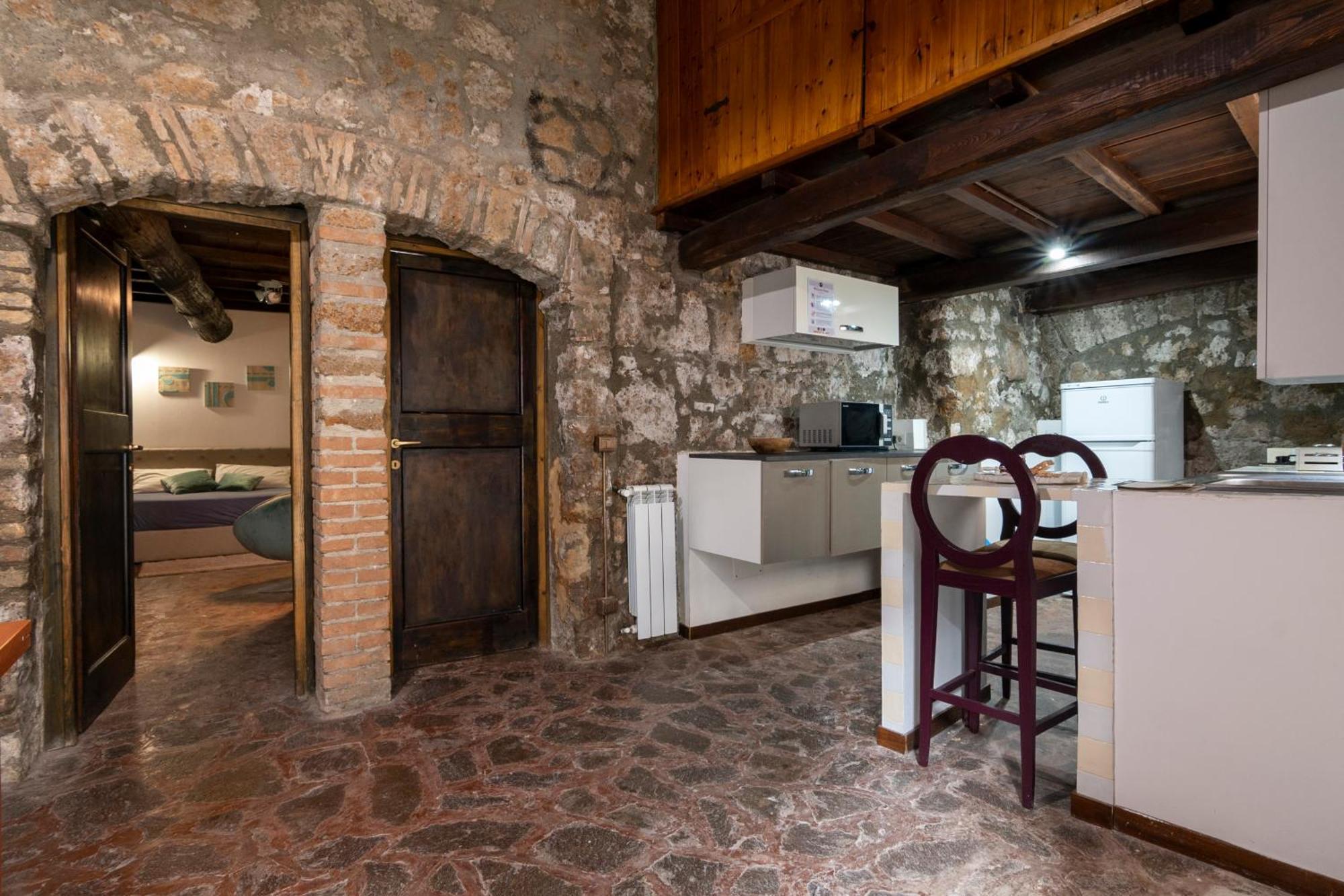 Maestosa Roccaforte Dei Principi, 3 Piani Tutti Per Voi! Sutri Exteriér fotografie